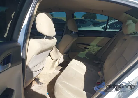 2011 Honda Accord 2.4 Lx-P из США, поврежденный, VIN 1HGCP2F47BA107558